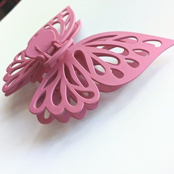 Sunday State Black and Pink Large Butterfly Clips - Picture 4 of 11